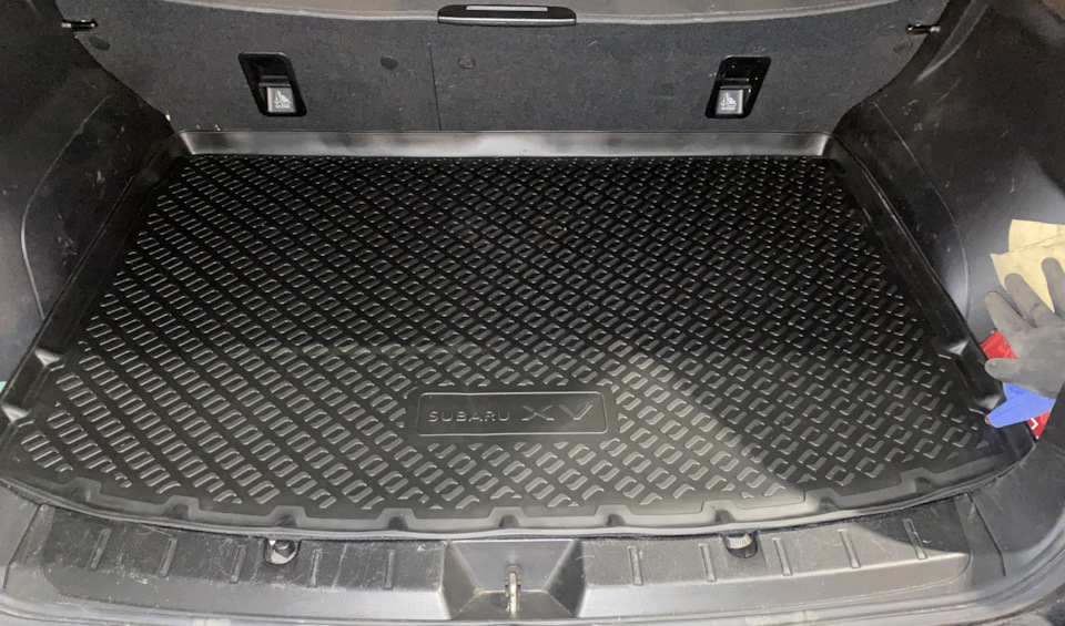 Оригинальный коврик в багажник. — Subaru XV (2G), 2 л, 2018 года ...