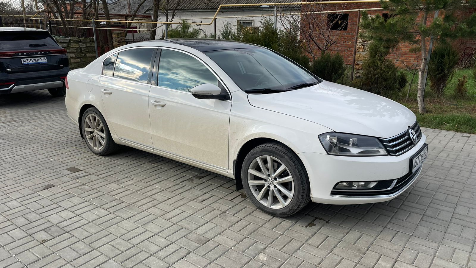 Volkswagen passat 2011 год. Фольксваген Пассат 2011г. Фольцвагн Пассат 2011. Фольксваген Пассат 2011 года фото.