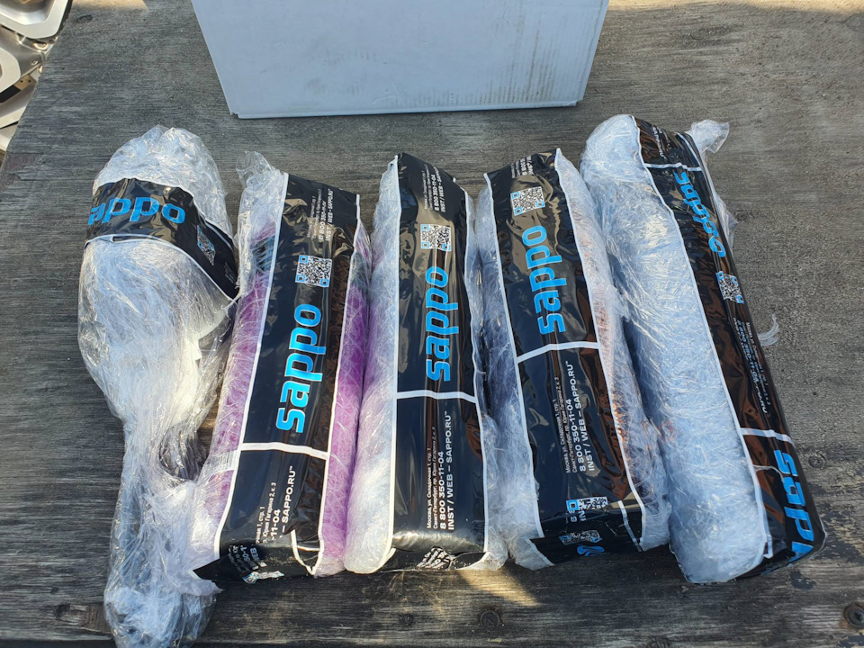 Вначале я был рад такой упаковке, все доехало целым…но я еще не знал как буду это открывать — Skoda Octavia A7 Mk3