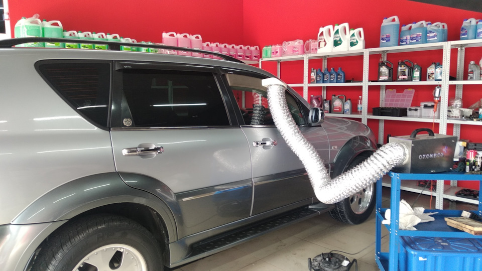 Сделал озон(удаление неприятных запахов) — DRIVE2