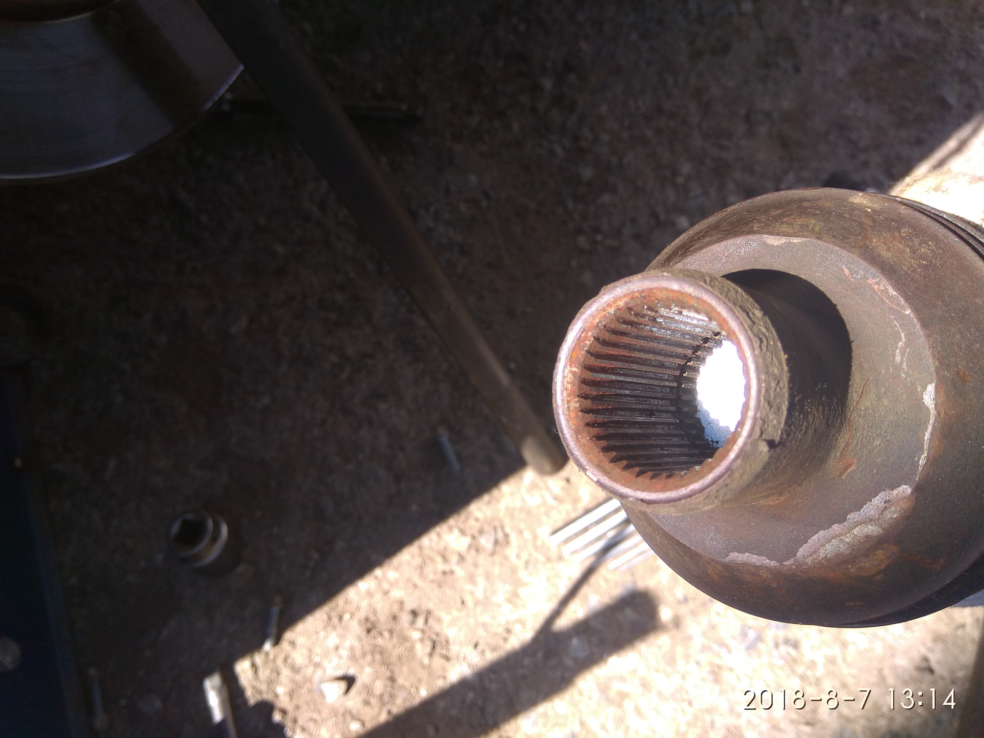 замена подшипника промежуточного вала. — Opel Astra H, 1,3 л, 2008 года ...