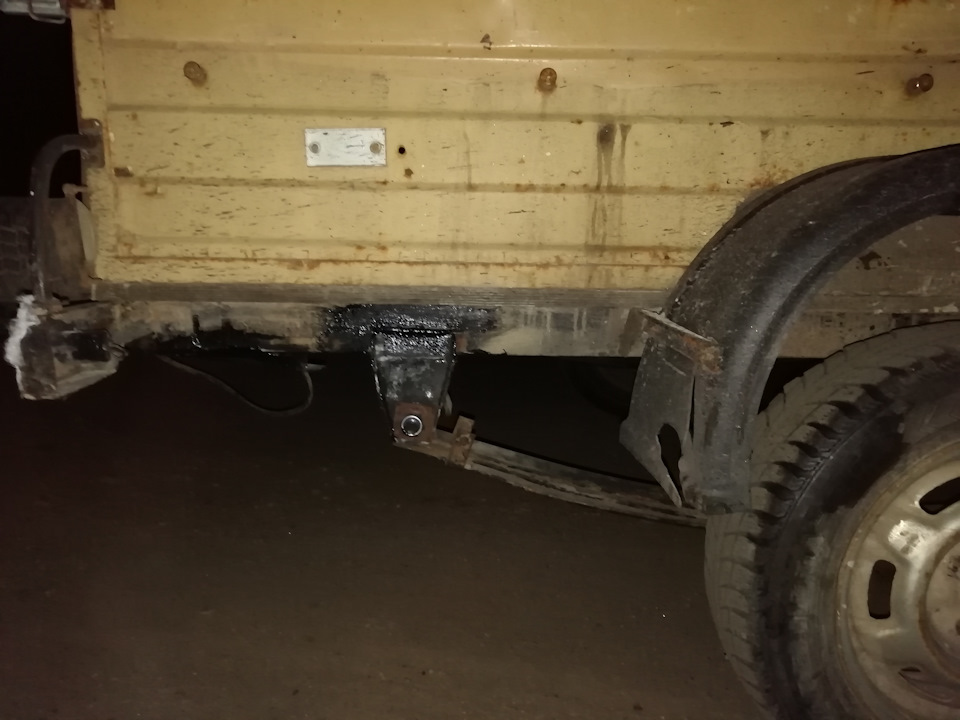 Прицеп к легковым автомобилям маз 816210. Смотреть фото Прицеп к легковым автомобилям маз 816210. Смотреть картинку Прицеп к легковым автомобилям маз 816210. Картинка про Прицеп к легковым автомобилям маз 816210. Фото Прицеп к легковым автомобилям маз 816210