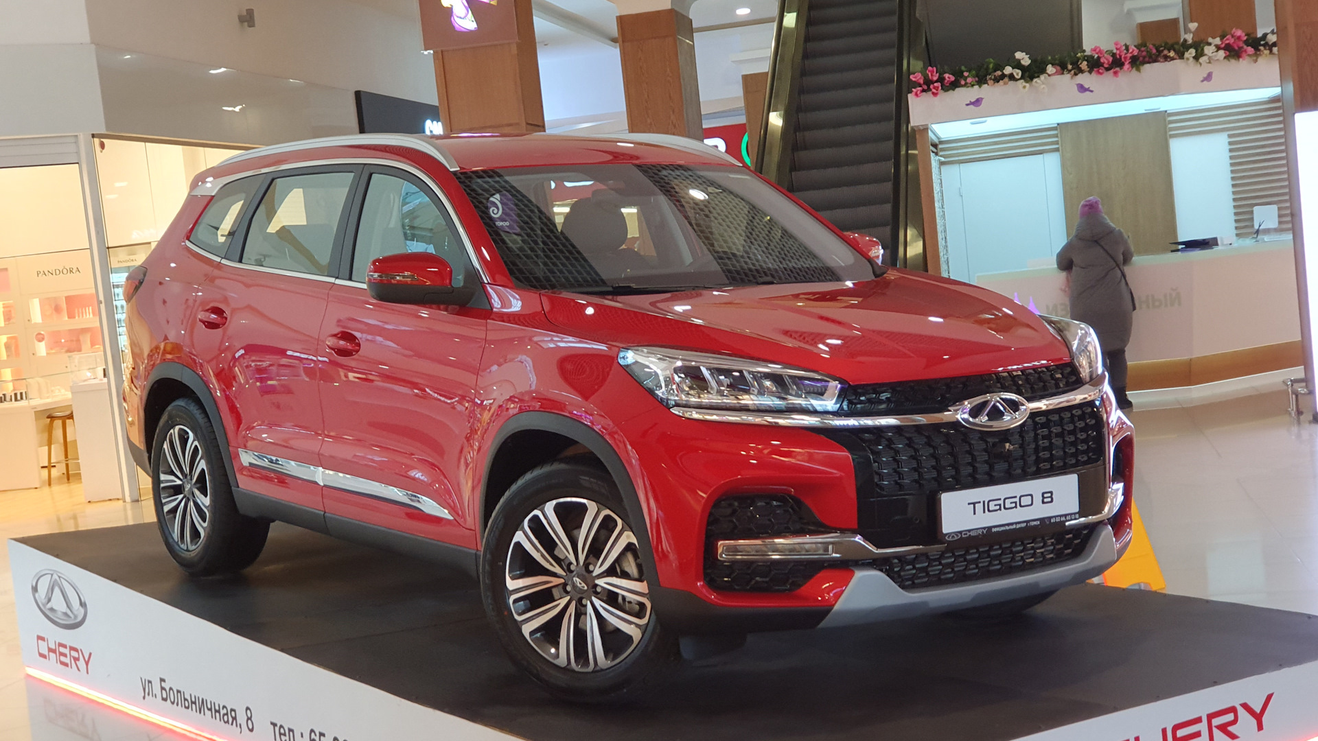 Chery tiggo красная. Chery Tiggo 8. Черри Тигго 8 про.