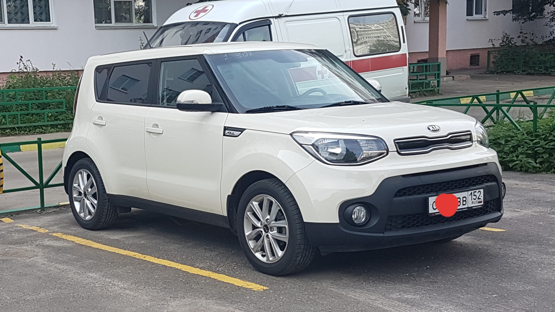 Soul luxe. Киа соул беж. Kia Soul бежевый. Киа соул 2017. Kia Soul 2014 бежевый.