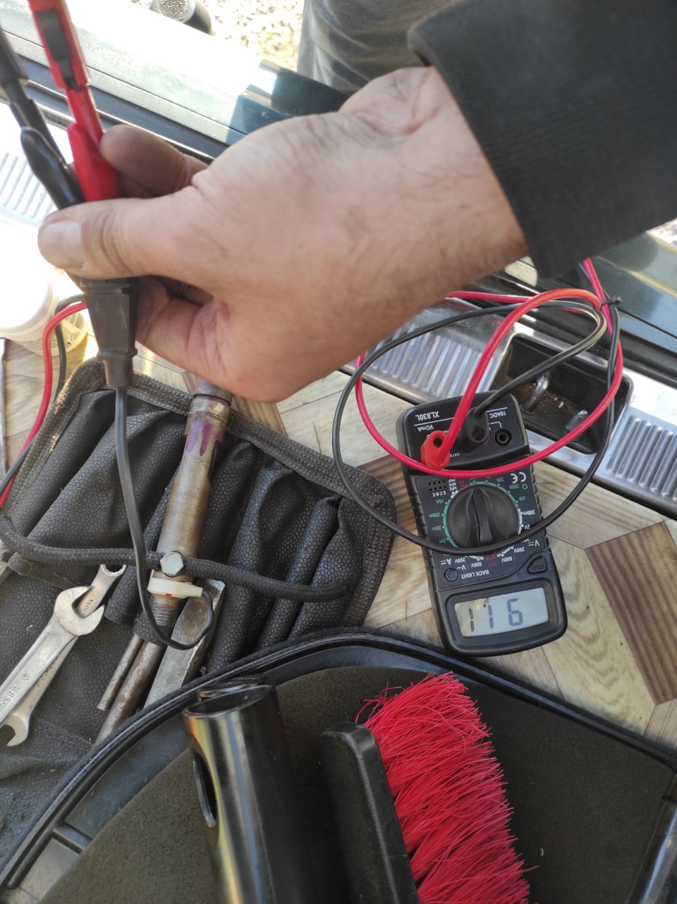 Замена огнеупорных(медных) шайб под форсункой — Audi A6 Avant (C4), 2,5 ...