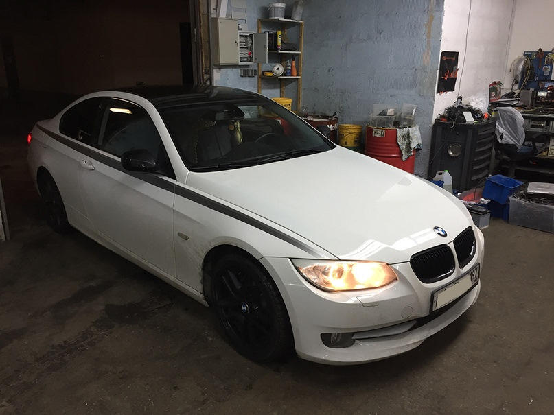 BMW E92 325i N52. Замена прокладки масляного стакана и теплообменника ...