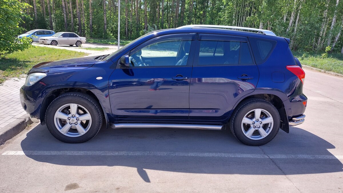 Toyota RAV4 (III) 2.0 бензиновый 2007 | на DRIVE2