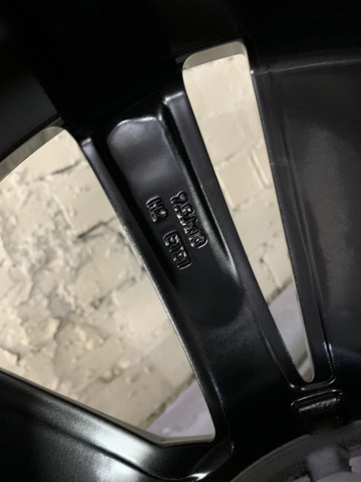 Литые диски VAG 7,5Jx18 ET51 5x112 на Volkswagen Golf Mk7, SEAT Leon ...