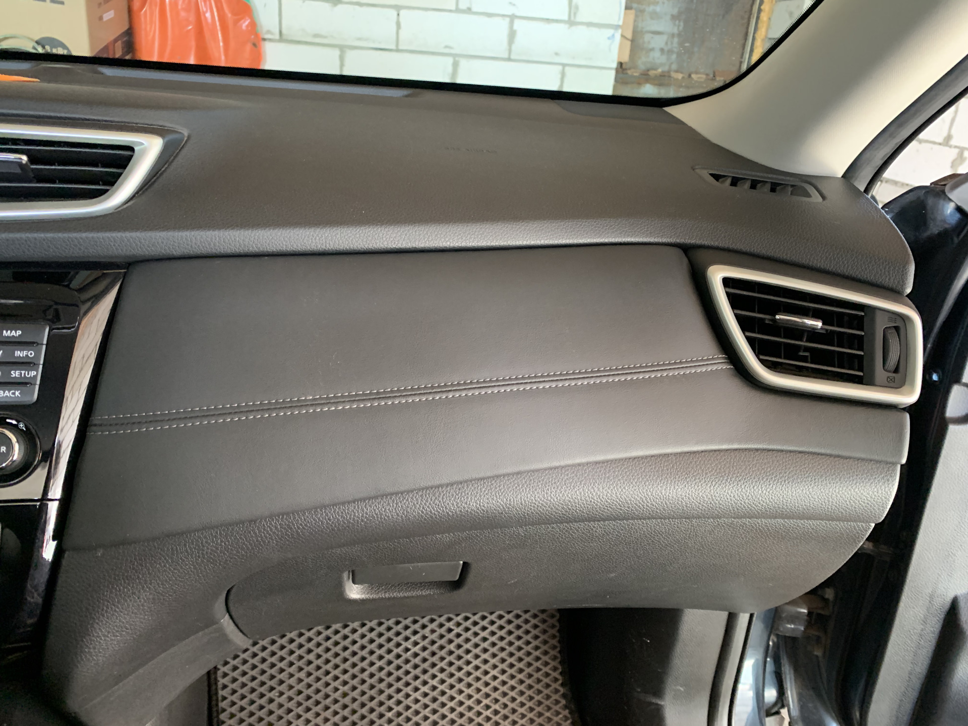 Рестайлинг торпедо — Nissan X-Trail III (t32), 2 л, 2015 года ...