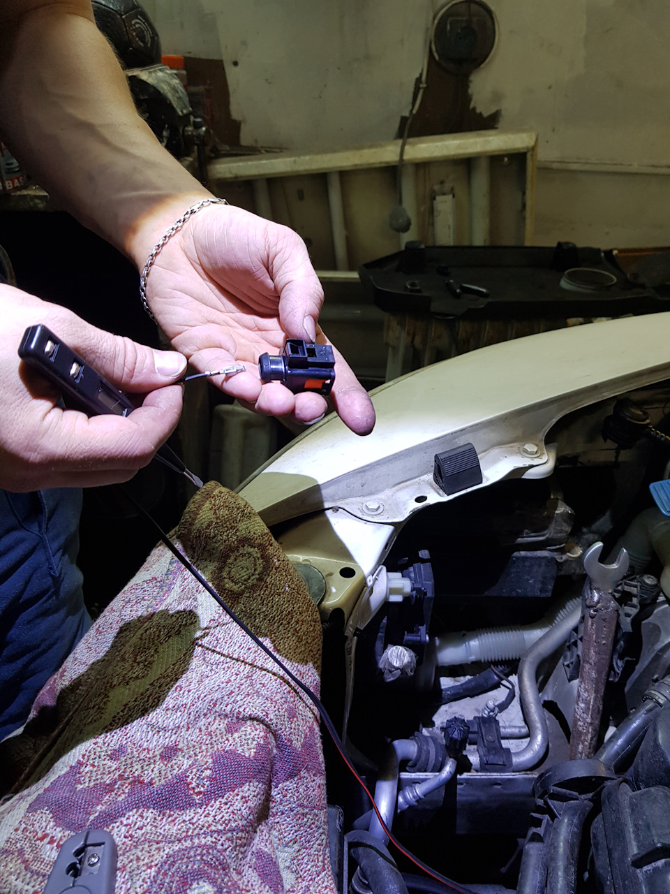 Тянем провод, меняем фишки — Skoda Octavia RS A5 Mk2