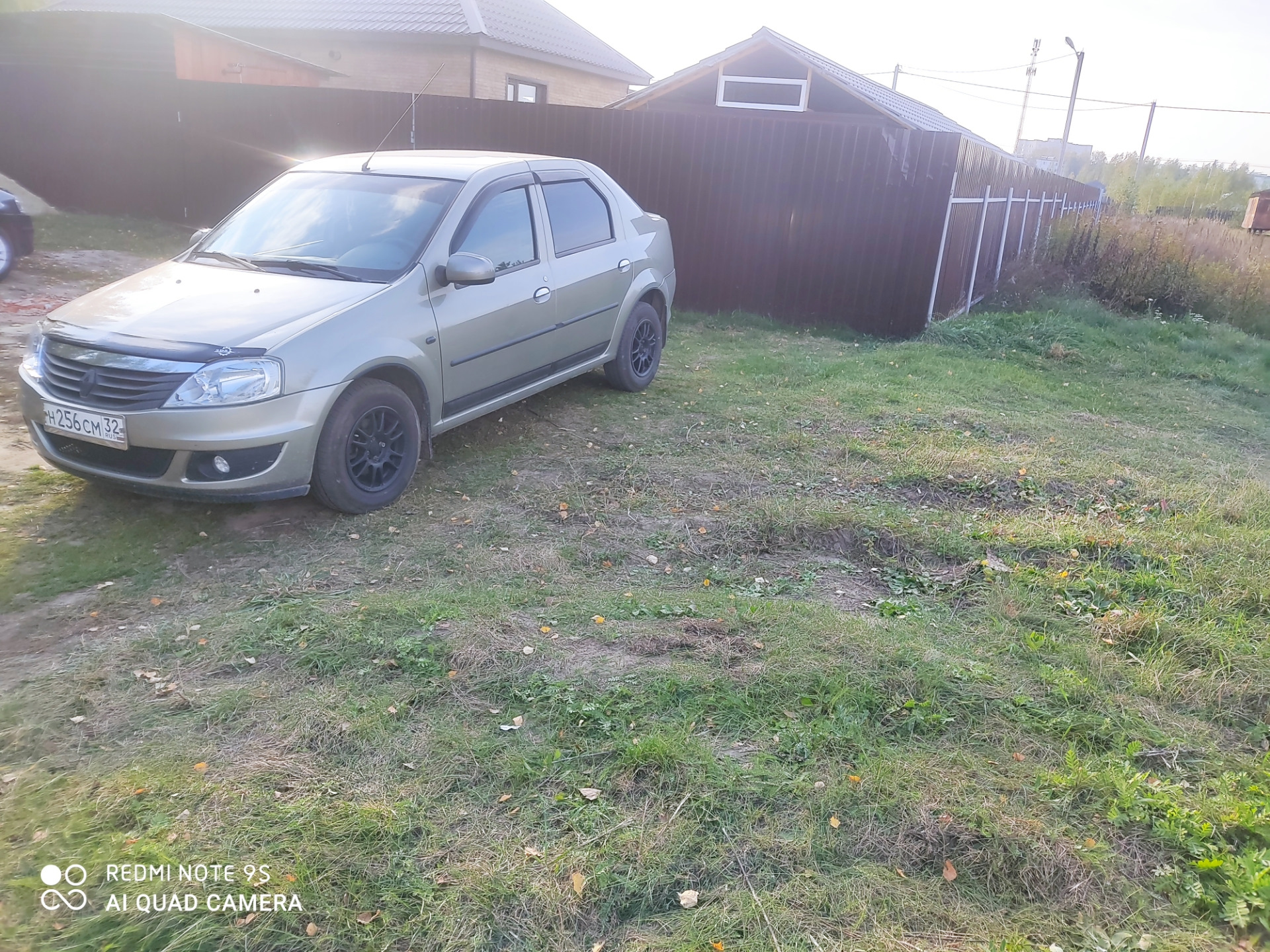 Молдинги на двери рено логан #Легенда# — Renault Logan (1G), 1,4 л ...