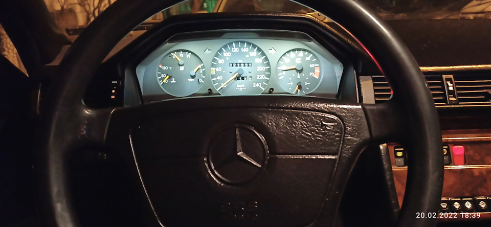 Замена ламп подсветки приборной панели. — Mercedes-Benz E-class (W124 ...