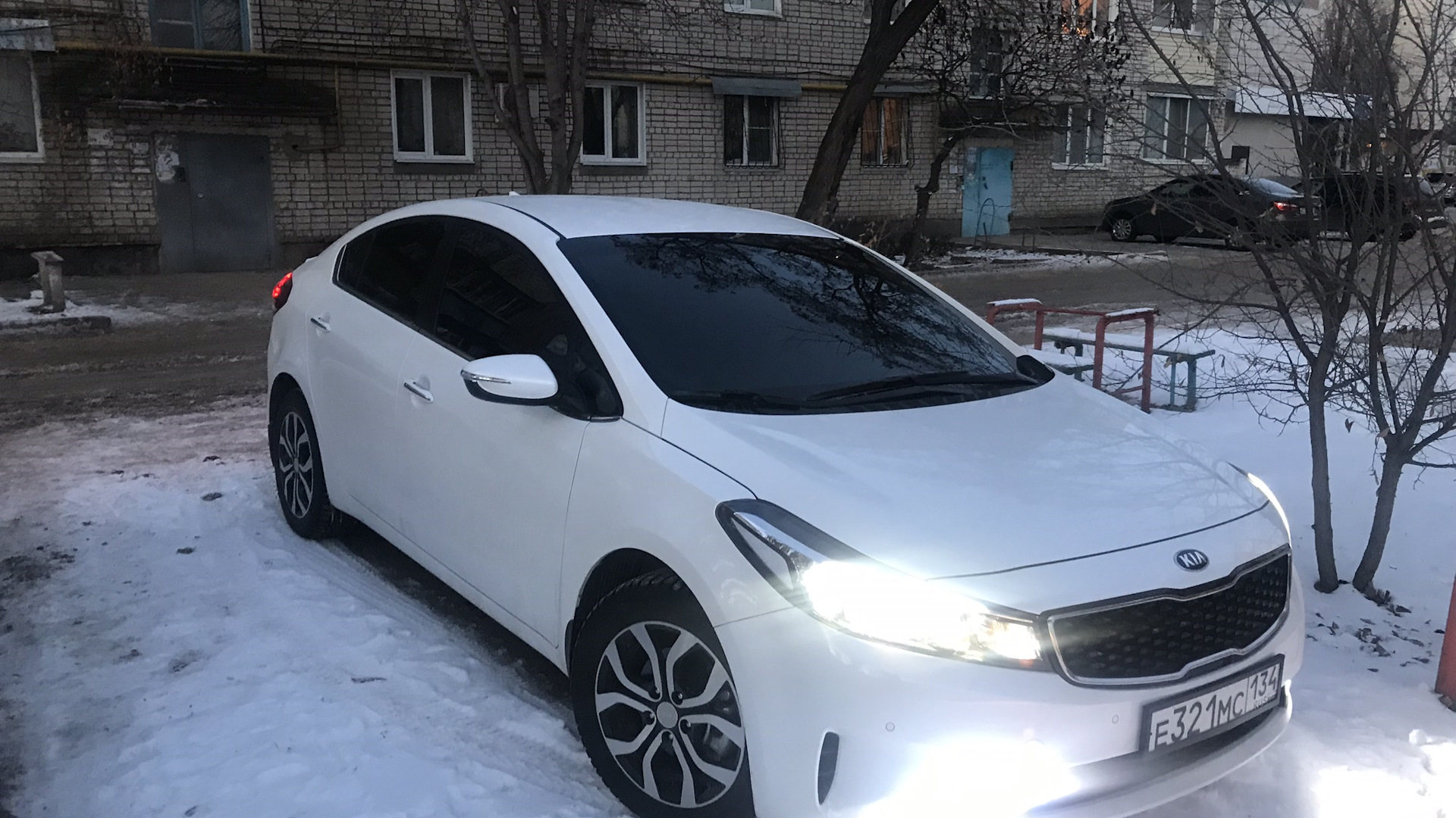 kia cerato 3 тонировка