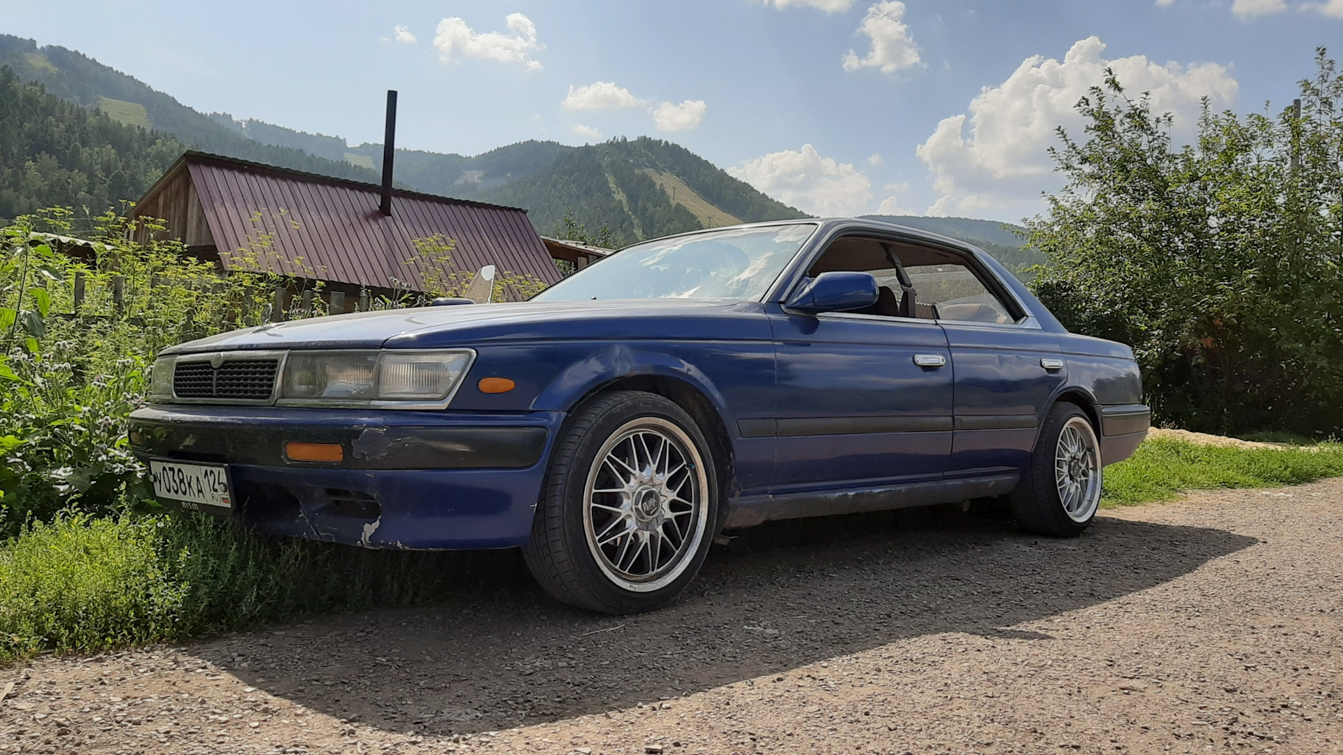 nissan laurel 33