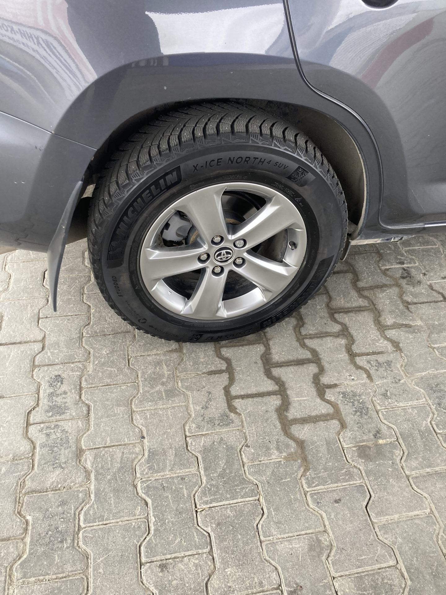 Зима близко. Michelin X-Ice North 4 Шок цена) — Toyota RAV4 (III), 2 л ...
