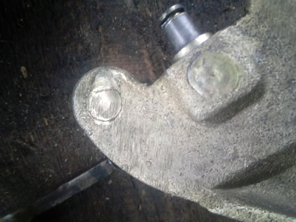 После разборки и промывки увидел трещену в месте сварки. — Lada 2120 Надежда