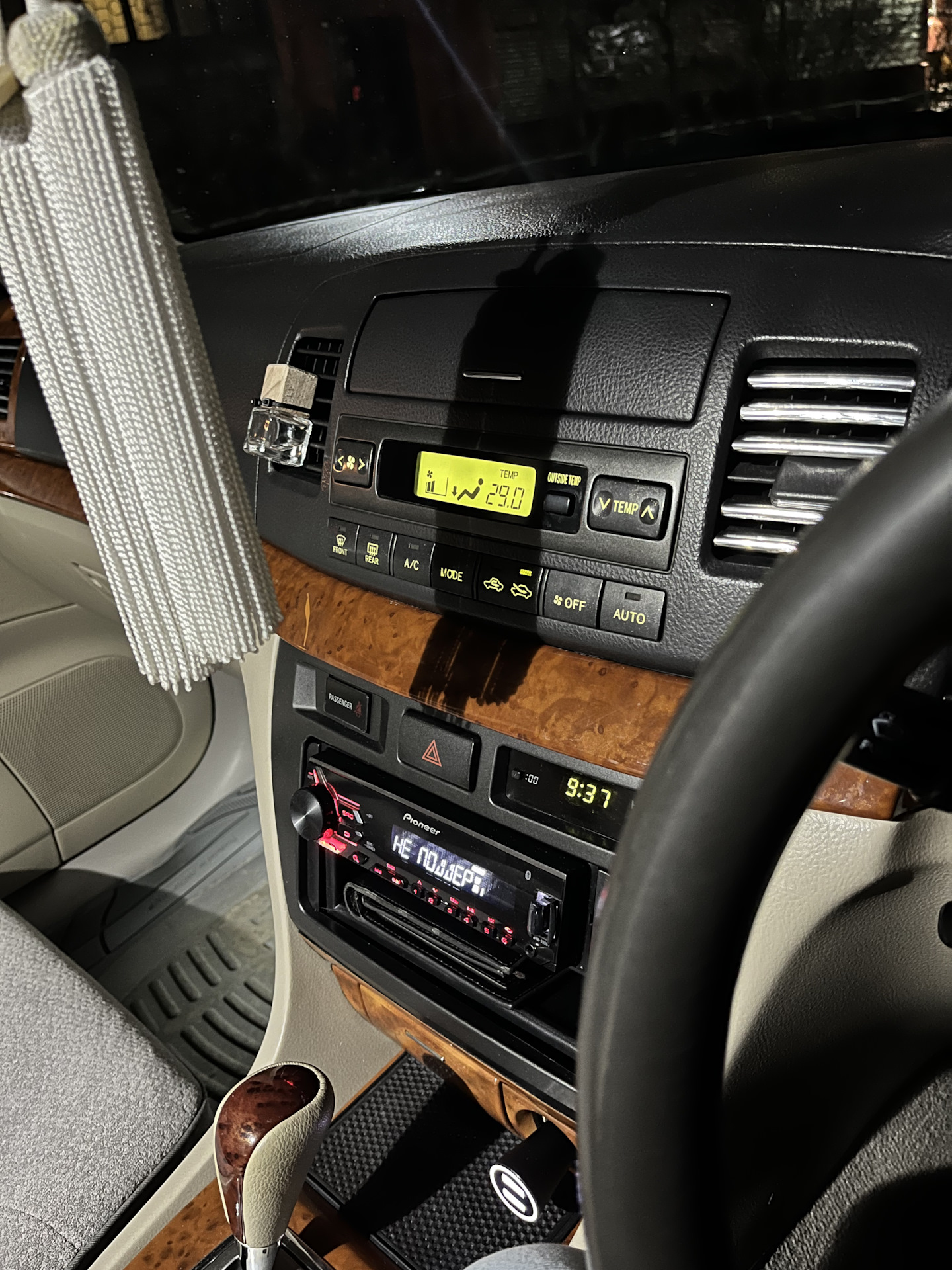 Перепайка кнопок климат-контроля и замена лампочек — Toyota Mark II ...