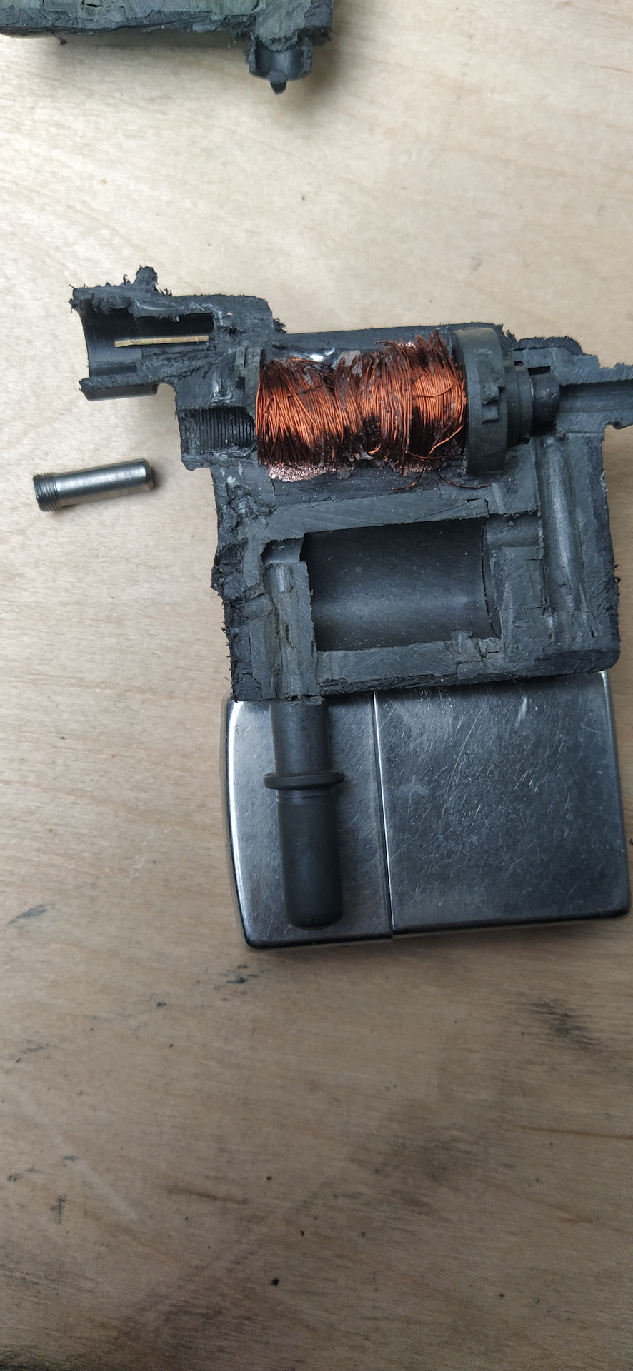 Клапан продувки адсорбера — Lada Калина универсал, 1,4 л, 2010 года ...