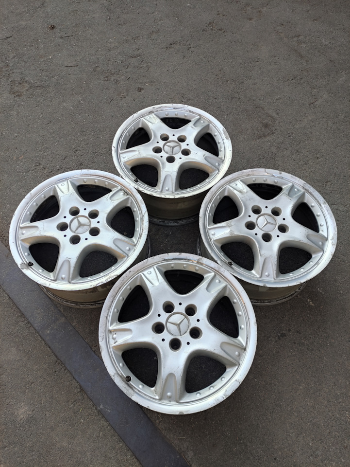 Литые диски Mercedes 7,5Jx17 ET37 5x112 на Mercedes-Benz C-class (W203 ...