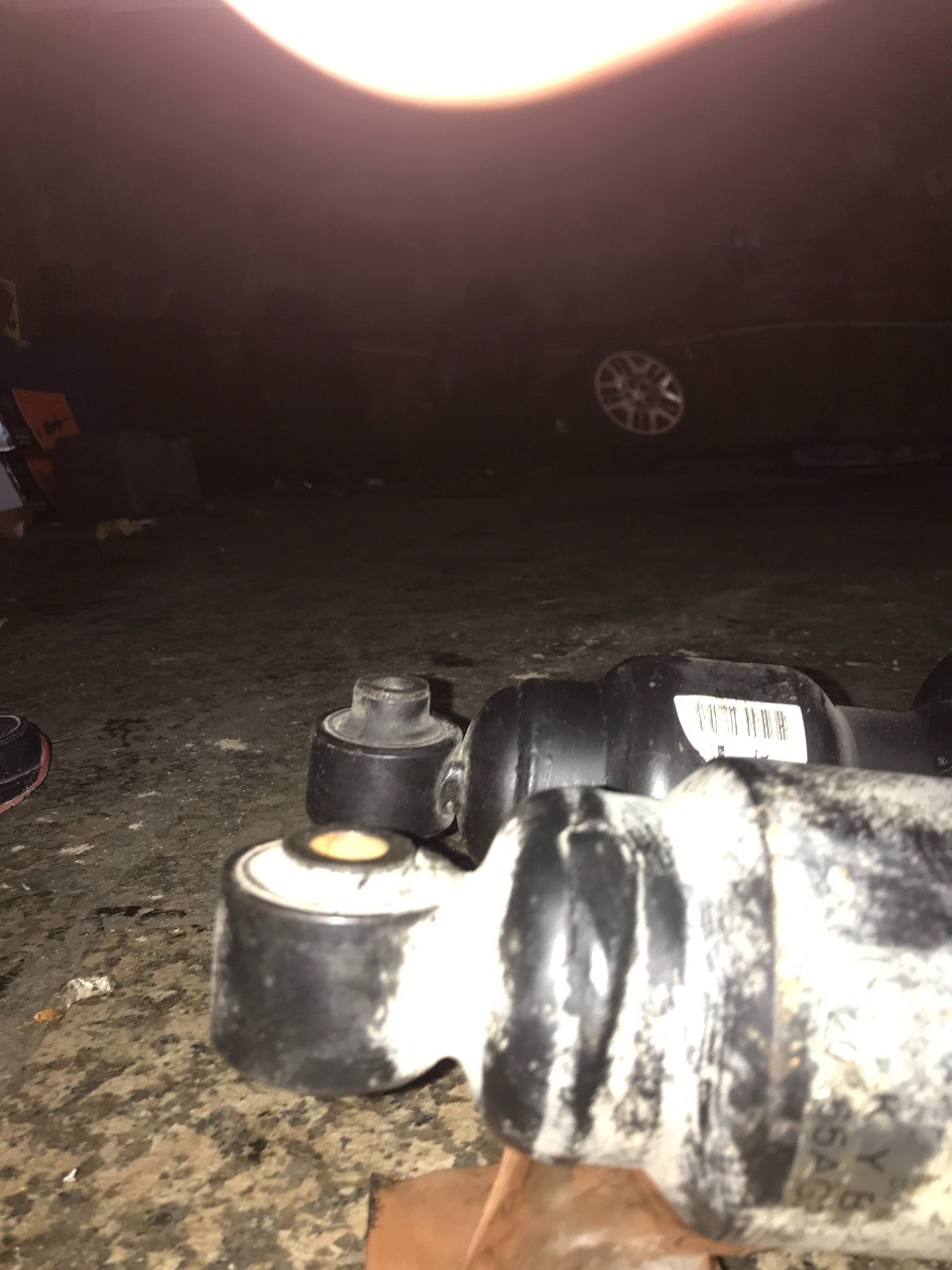 и такой вид сайлентов задних стоек у форика длинее — Subaru Legacy Outback (BE/BH)