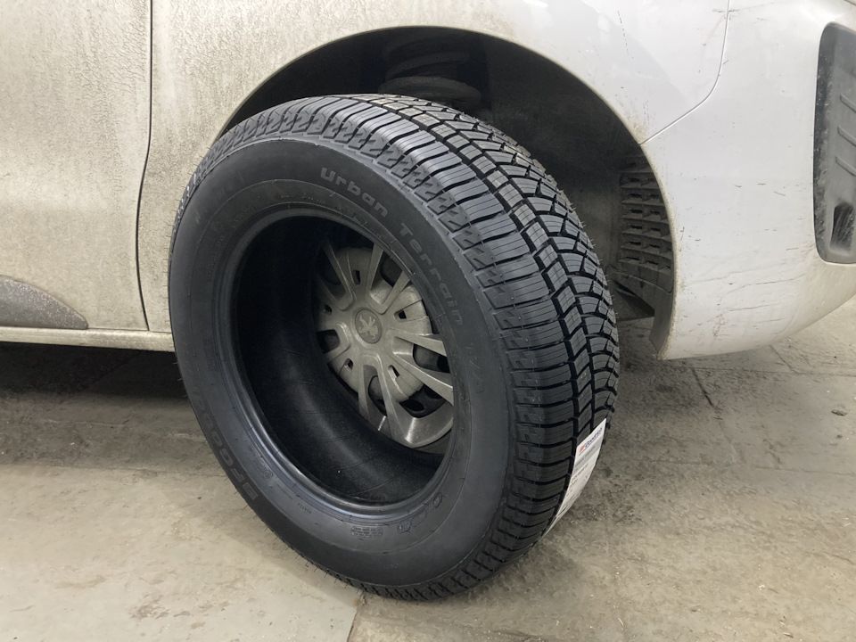 Летняя резина BF Goodrich Urban Terrain T/A 235/60 R16 104H XL/TL для ...