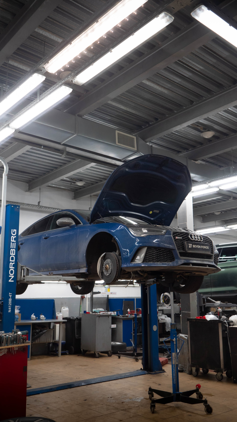 Поехали… — Audi RS7 (C7)