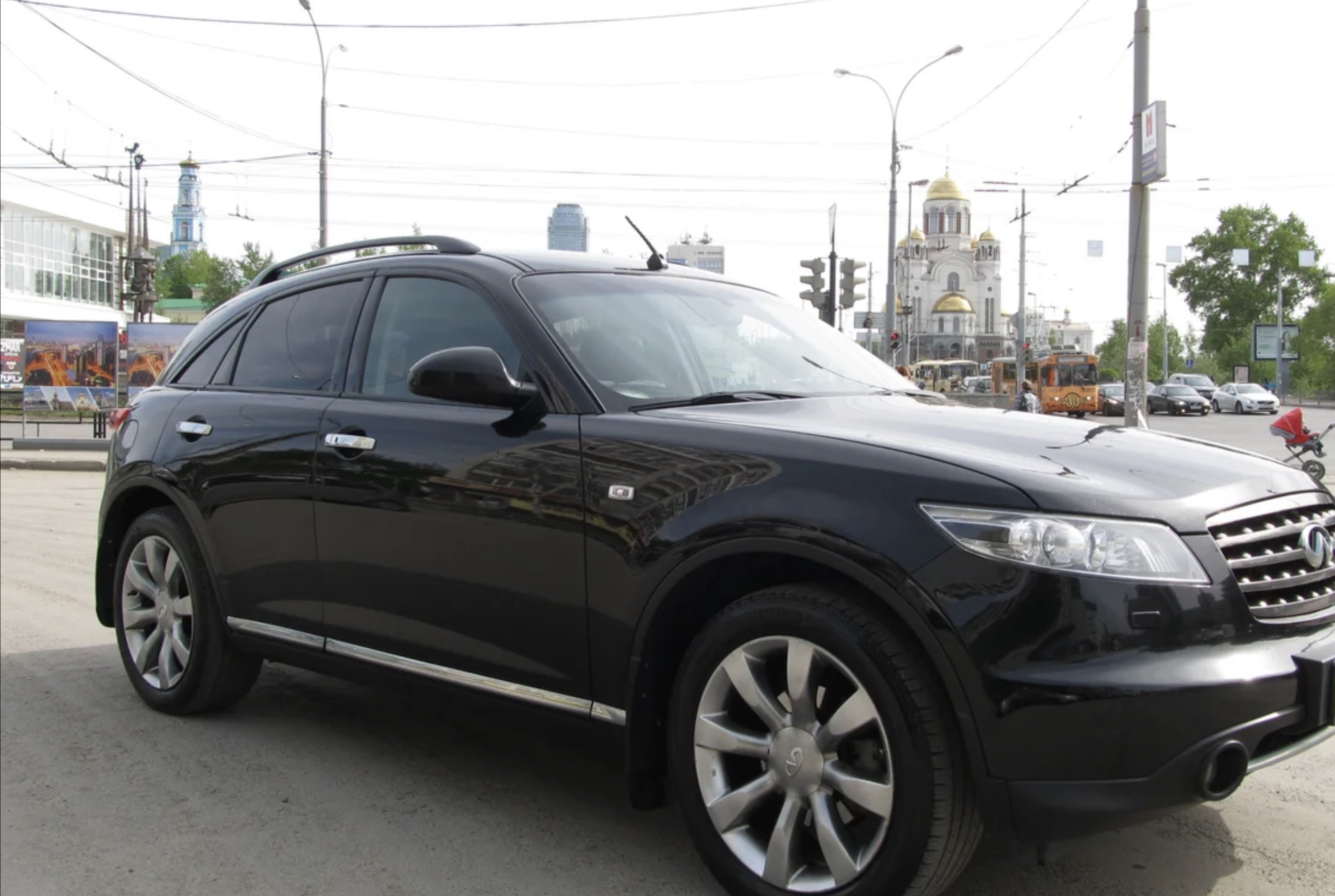Infiniti fx35 elegance