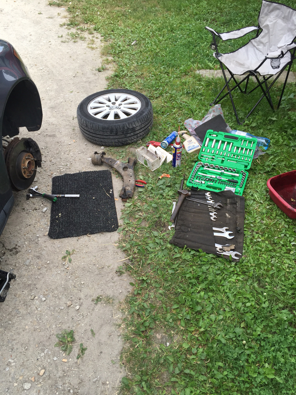 Замена переднего рычага(а вот оно как) и масла. — Volvo V50, 2 л, 2005 ...