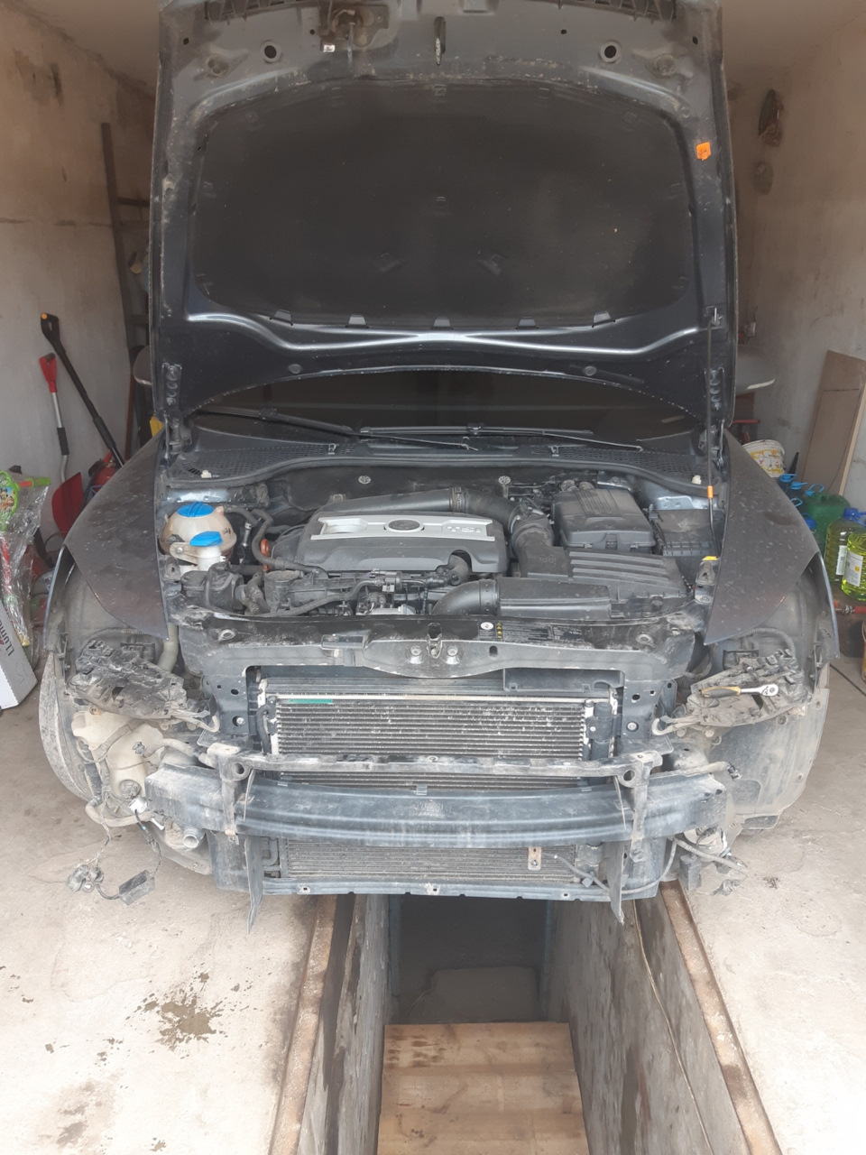 Чистка радиаторов — Skoda Octavia A5 Mk2, 1,8 л, 2011 года | своими ...
