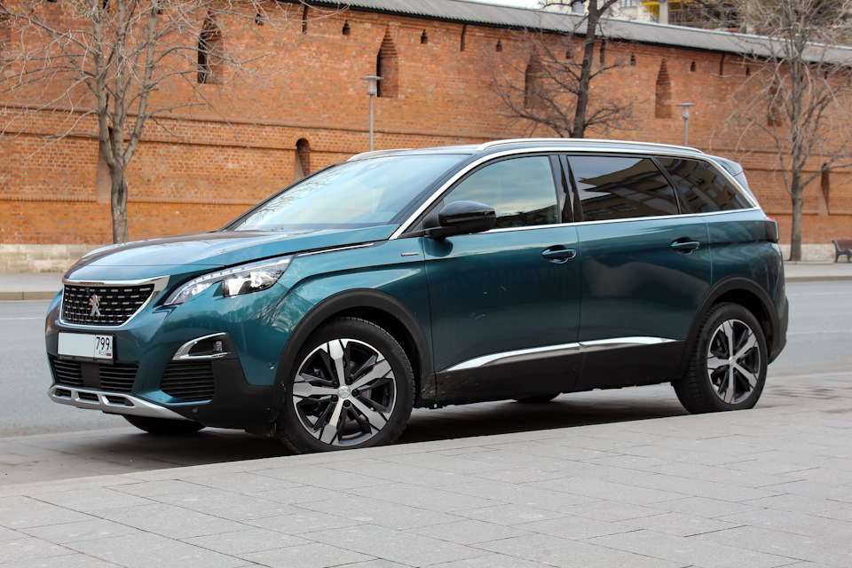 Фото peugeot 5008