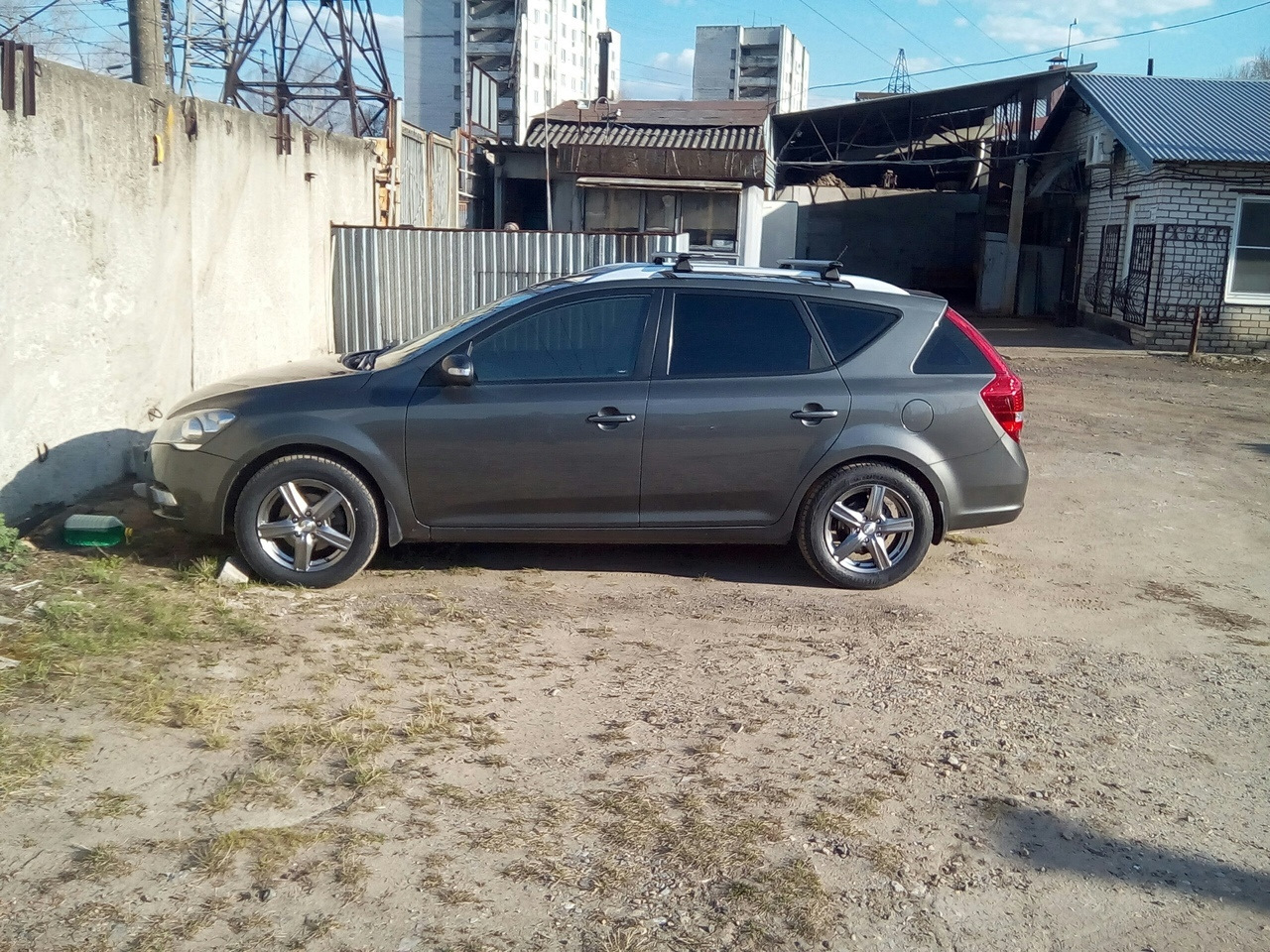 Колеса 205/60 R16 в лифтованный ceed влезут? — KIA Ceed SW (1G), 1,6 л,  2012 года | шины | DRIVE2