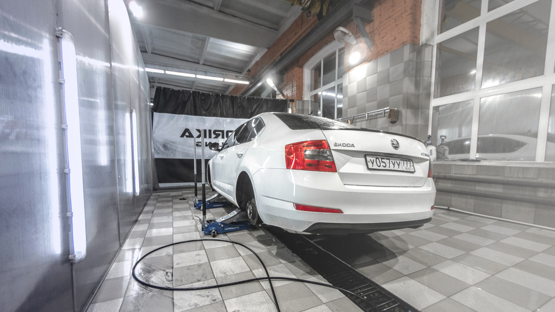 Замена трубки подогрева дроссельной заслонки — Chevrolet Cruze (1G), 1 ...