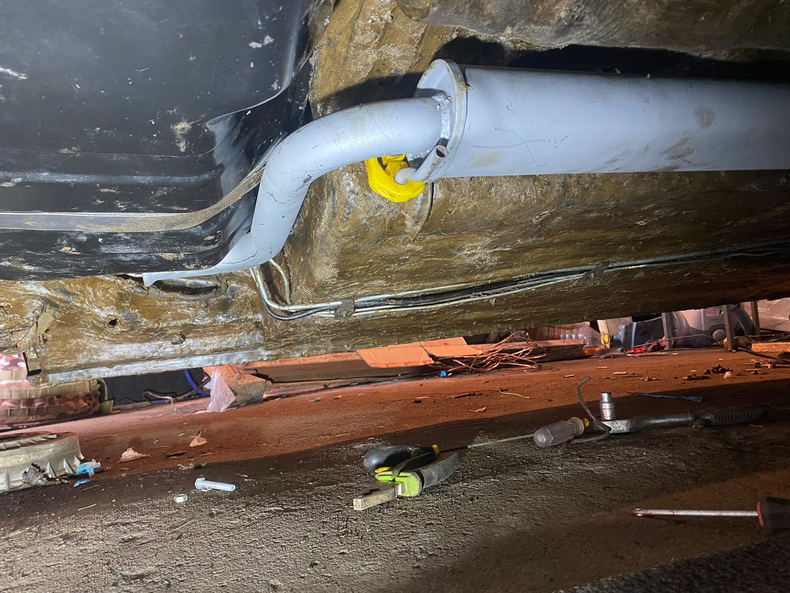 Антикор, выхлоп, топливный бак и вброс двигателя — Lada Приора седан, 1 ...