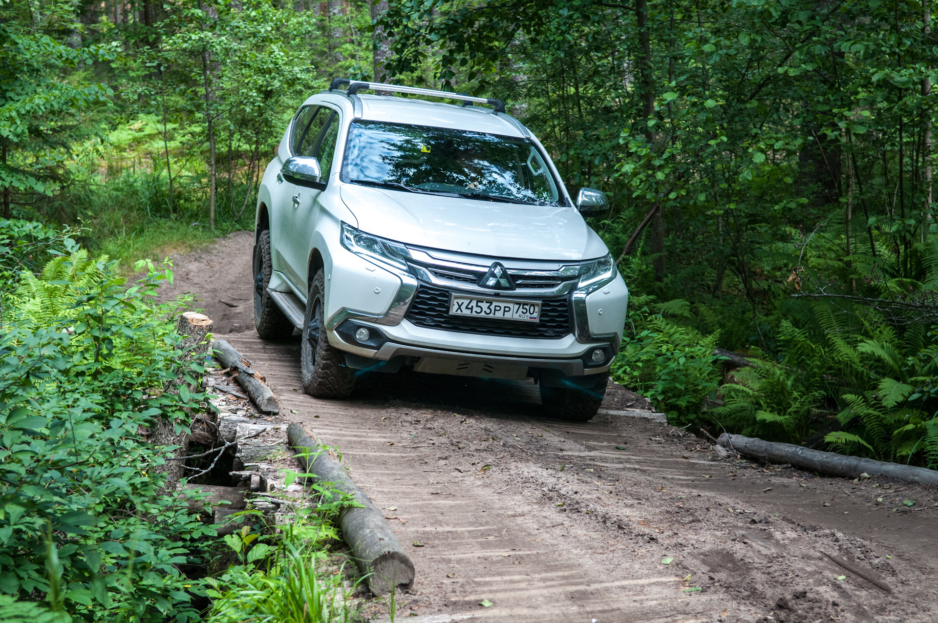 Паджеро спорт 3 2018. Митсубиси Паджеро спорт стоимость то 60 000 км.