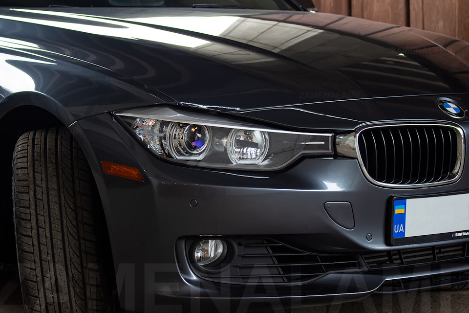 BMW F30 установка биксеноновых линз Hella 5 Blue — ZAMENALAMP на DRIVE2