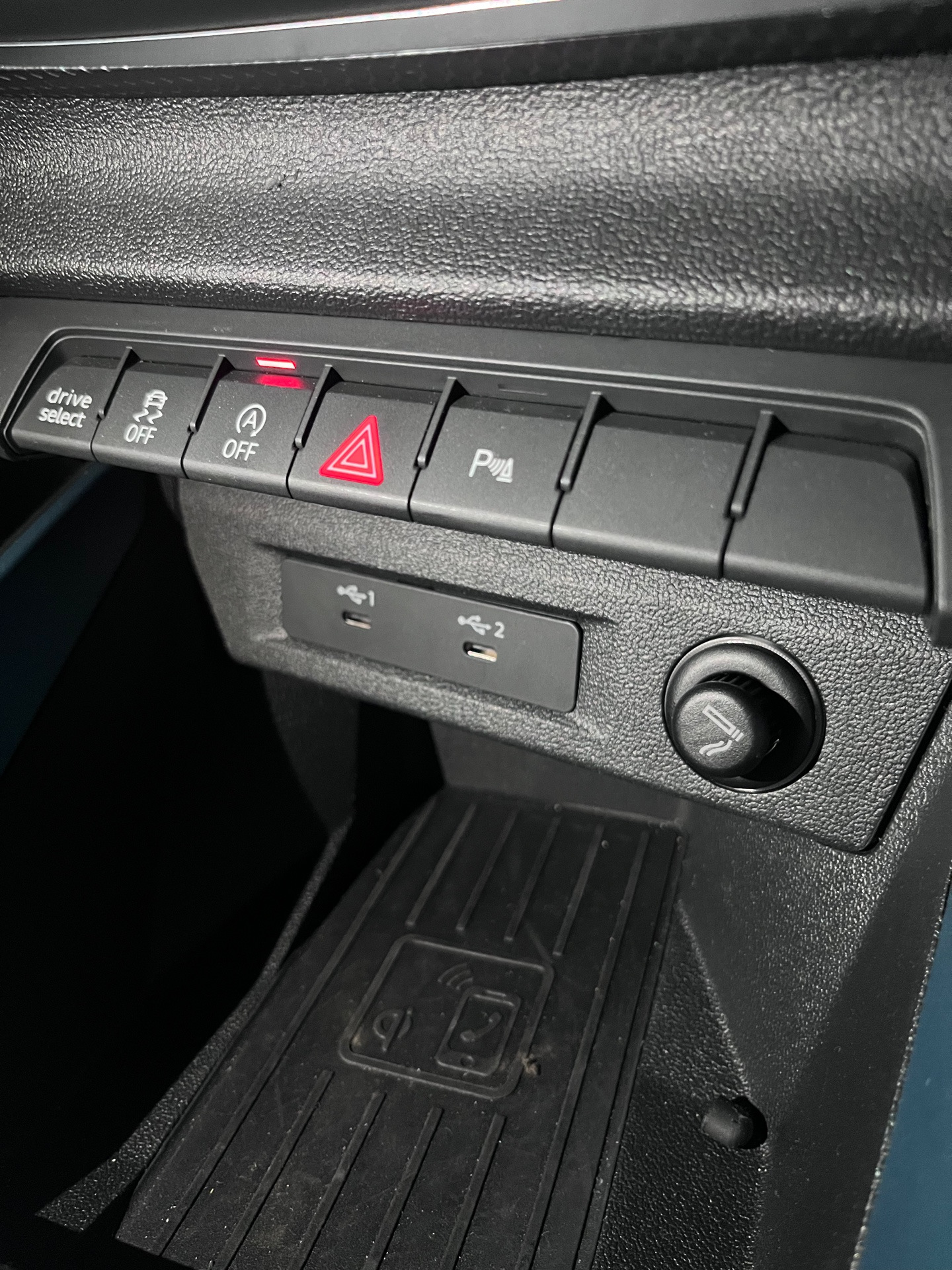 CarPlay (установка) — Audi A1 (2G), 2 л, 2019 года | электроника | DRIVE2