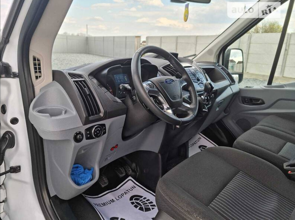Фото в бортжурнале Ford Transit (8G)