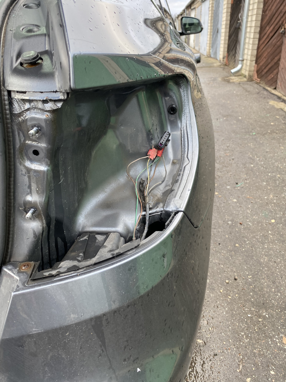 Замена лампочки стоп сигнала — BMW 3 series Gran Turismo (F34), 2 л ...