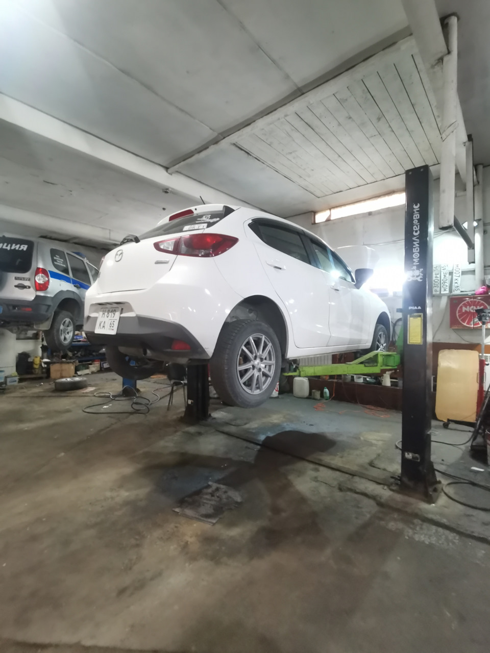 Задний (коренной) сальник приказал долго жить🤬 — Mazda Demio (4G), 1,3 ...