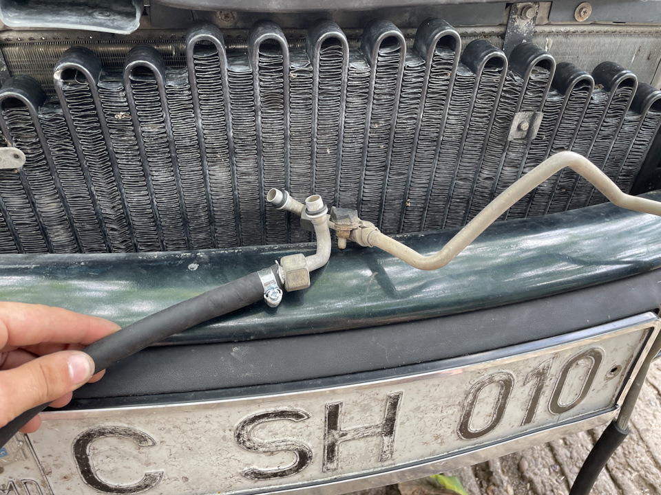 Трубка кондиционера — Audi 100 Avant (C4), 2 л, 1990 года | запчасти ...