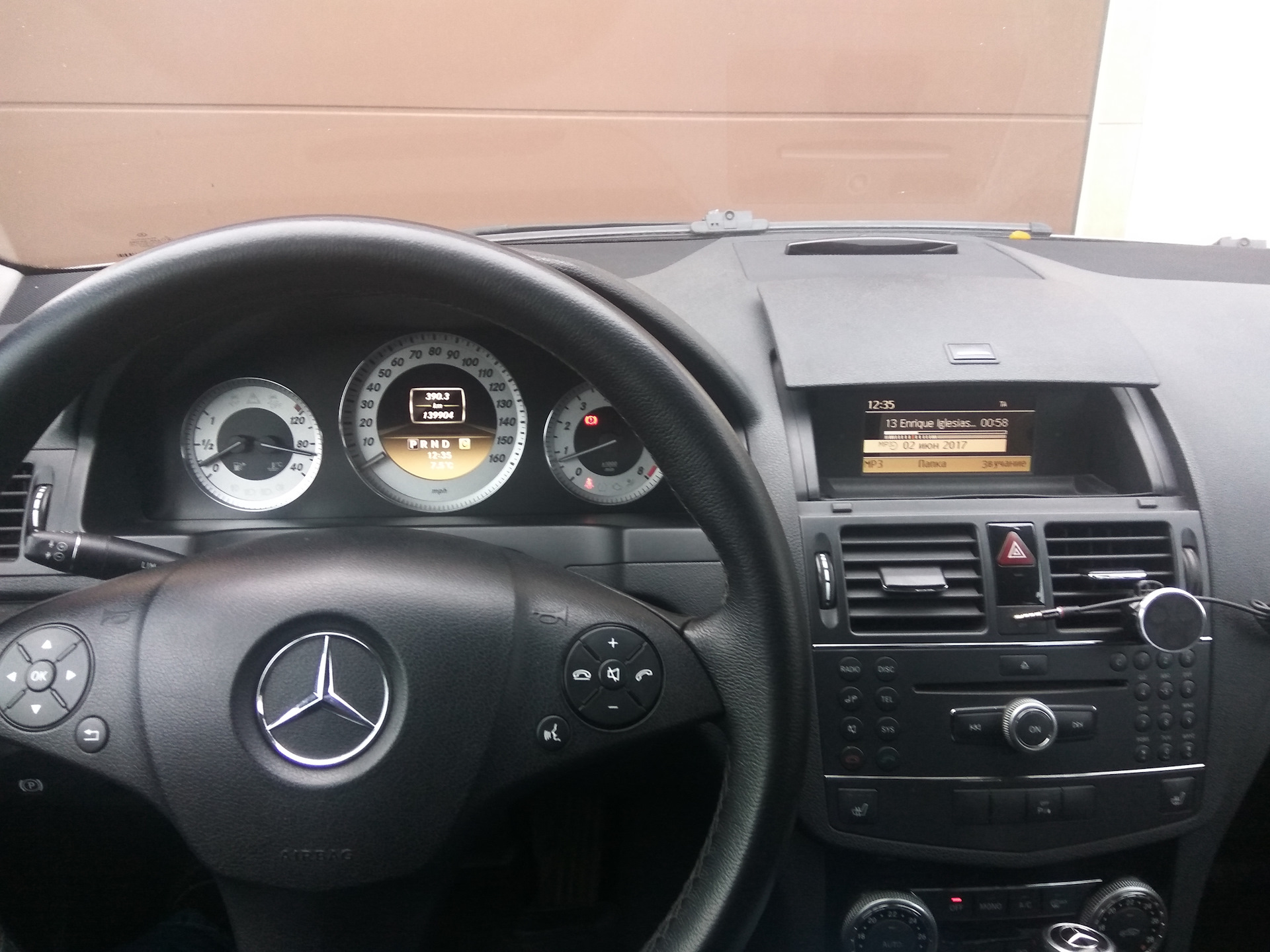 Как разобрать панель w204 Установил приборку с рестайлинга на дорестайлинг Mercedes W204 - Mercedes-Benz C