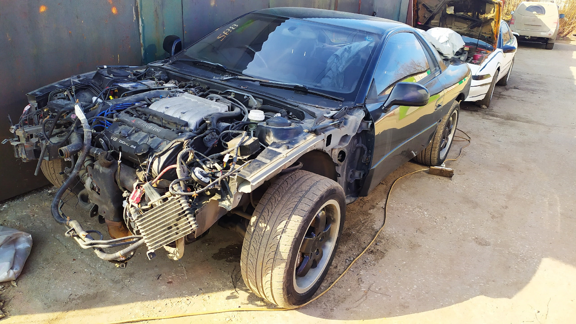 Кузов донор. Тюнинг донор 400 зеленый. Газ 24 дверь. Задняя панель кузова газ 24. Газ 24 дверь.