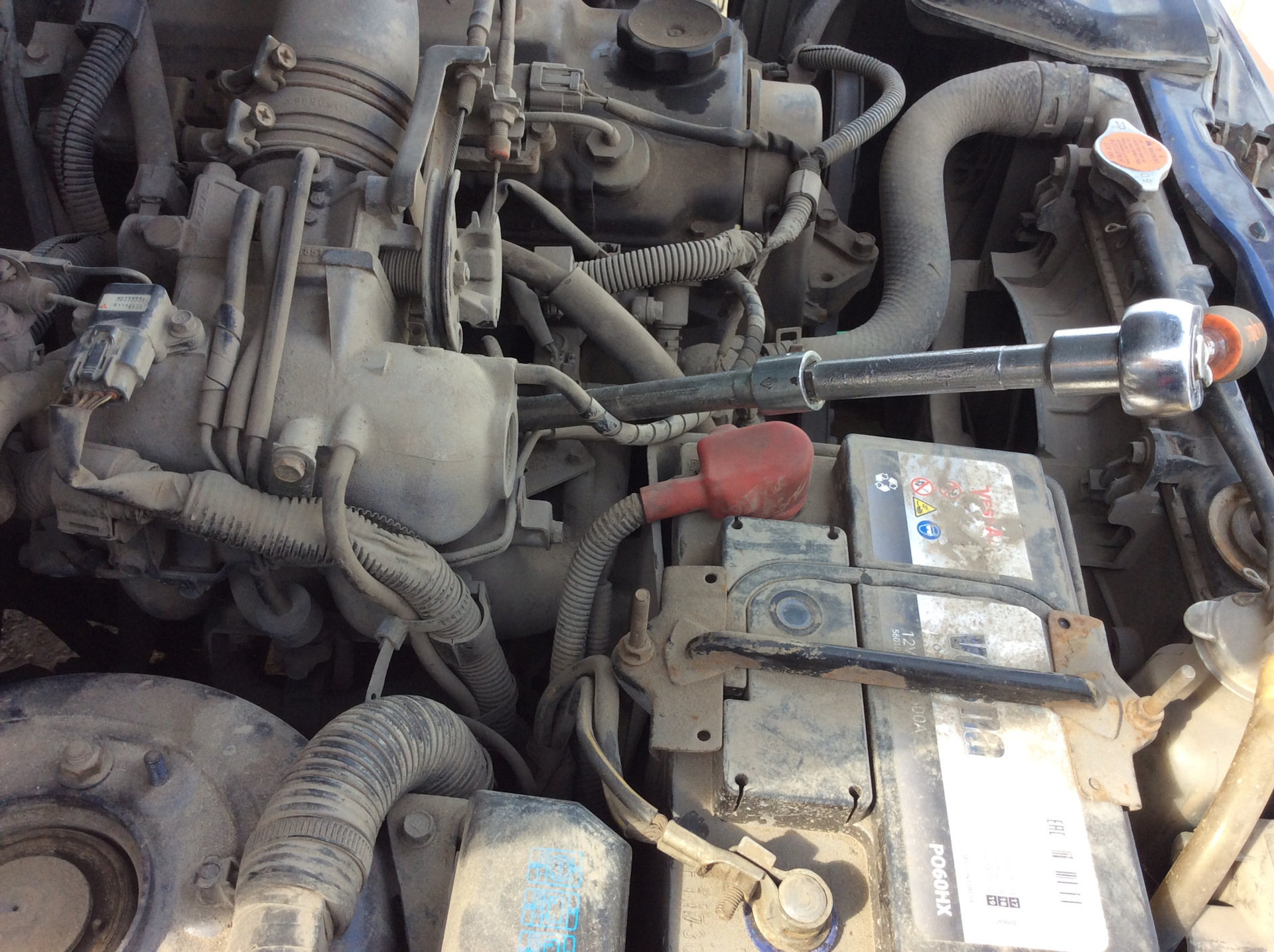 Carisma 1996. Митсубиси паджеро 3. Датчик холостого хода аутлендер 2003. 8. Мицубиси не набирает обороты.