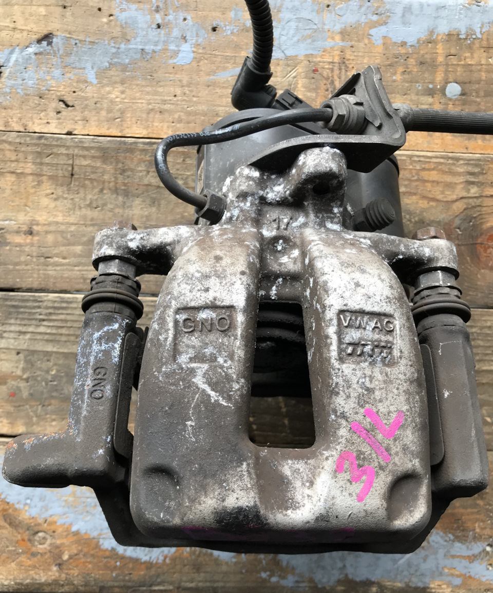 Фото в бортжурнале Volkswagen Tiguan (1G)