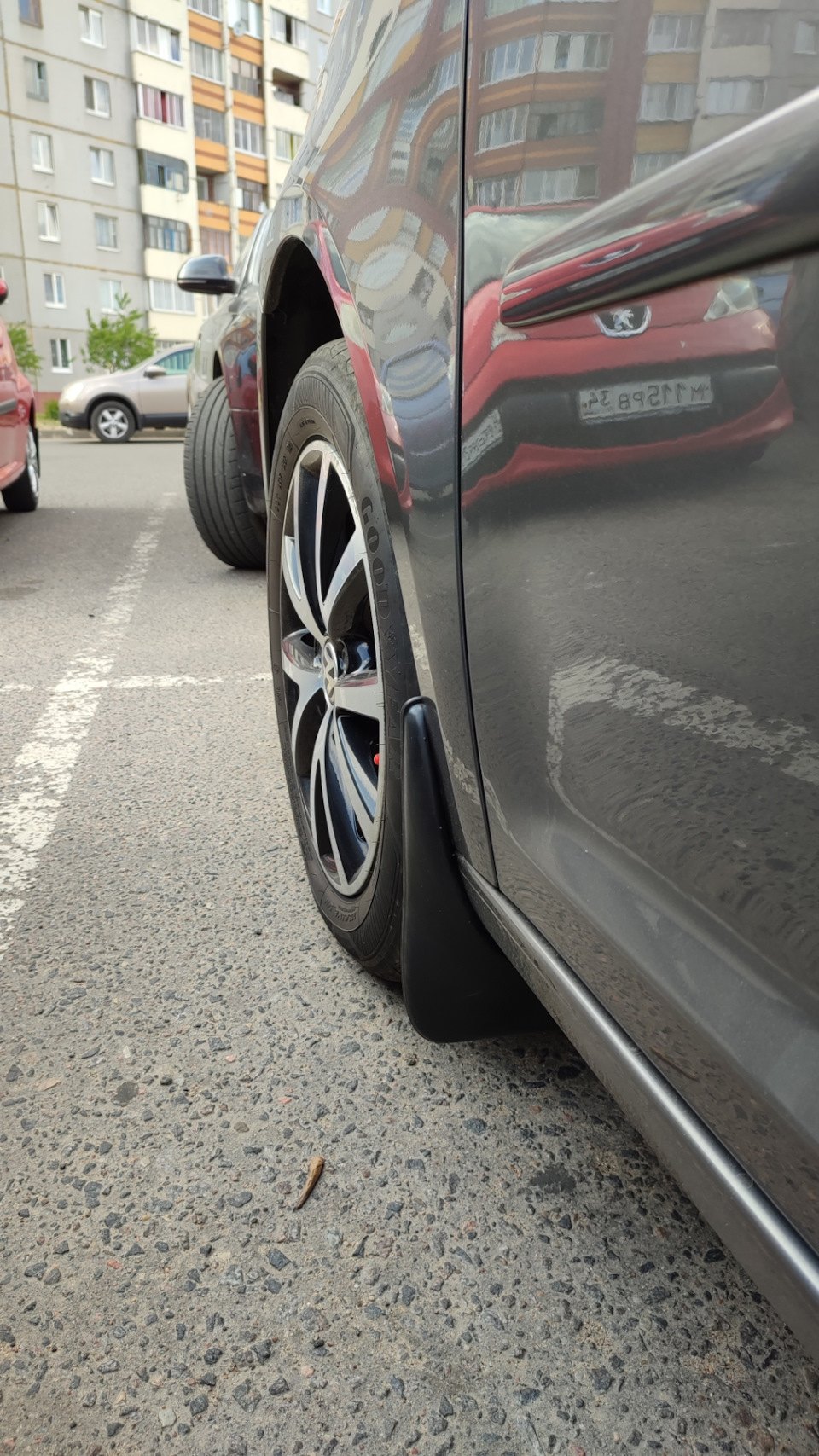 Брызговики Фольксваген туран перед — Volkswagen Touran (1G), 1,6 л ...
