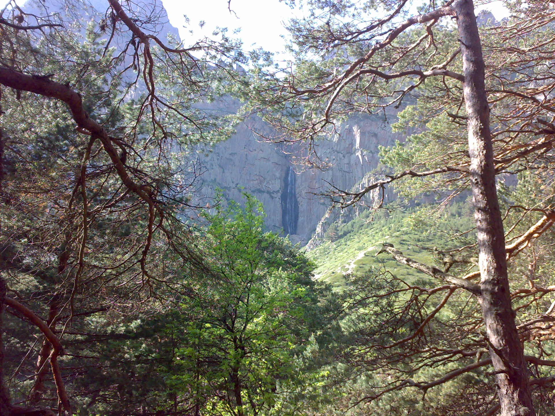 https://a.d-cd.net/N2cM0wAEYtsTVB11R7IrjhZOEt8-1920.jpg