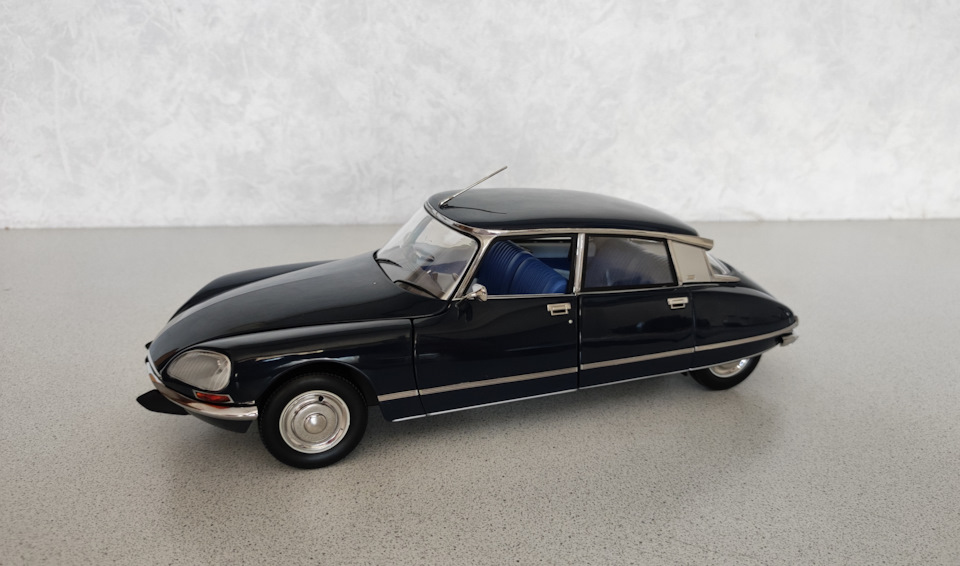 1:18 Citroen DS 23 Pallas (1974) от Norev — Сообщество «Масштабные