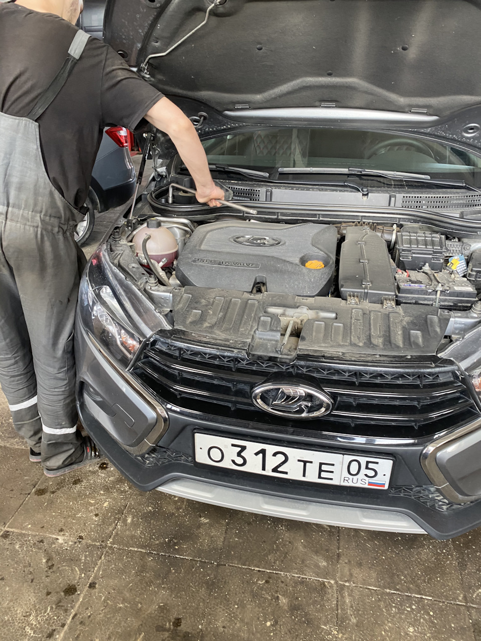 Непонятный звук в переднем правом колесе — Lada Vesta SW Cross, 1,8 л, 2019  года | визит на сервис | DRIVE2