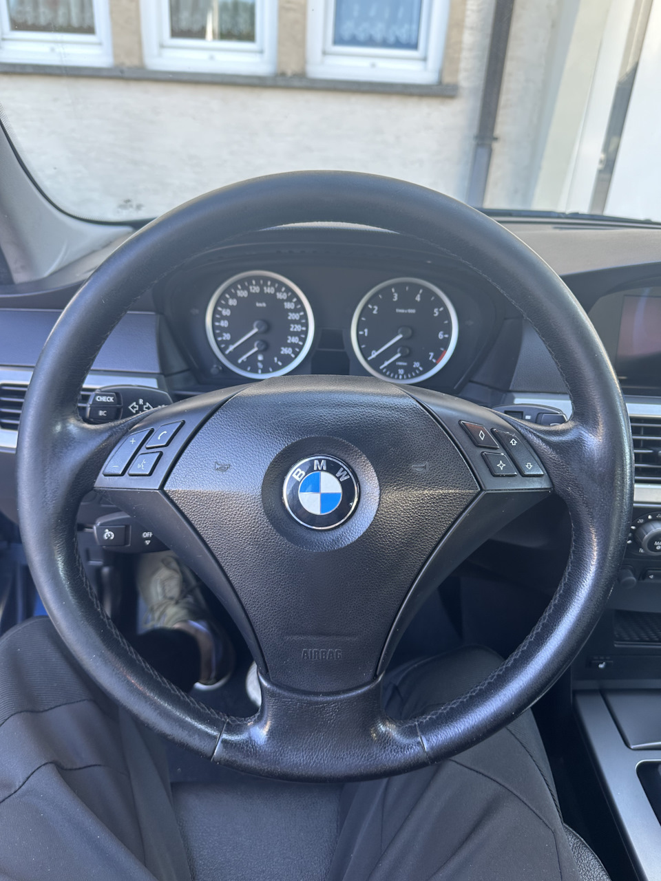 Обшил руль на е60 — DRIVE2
