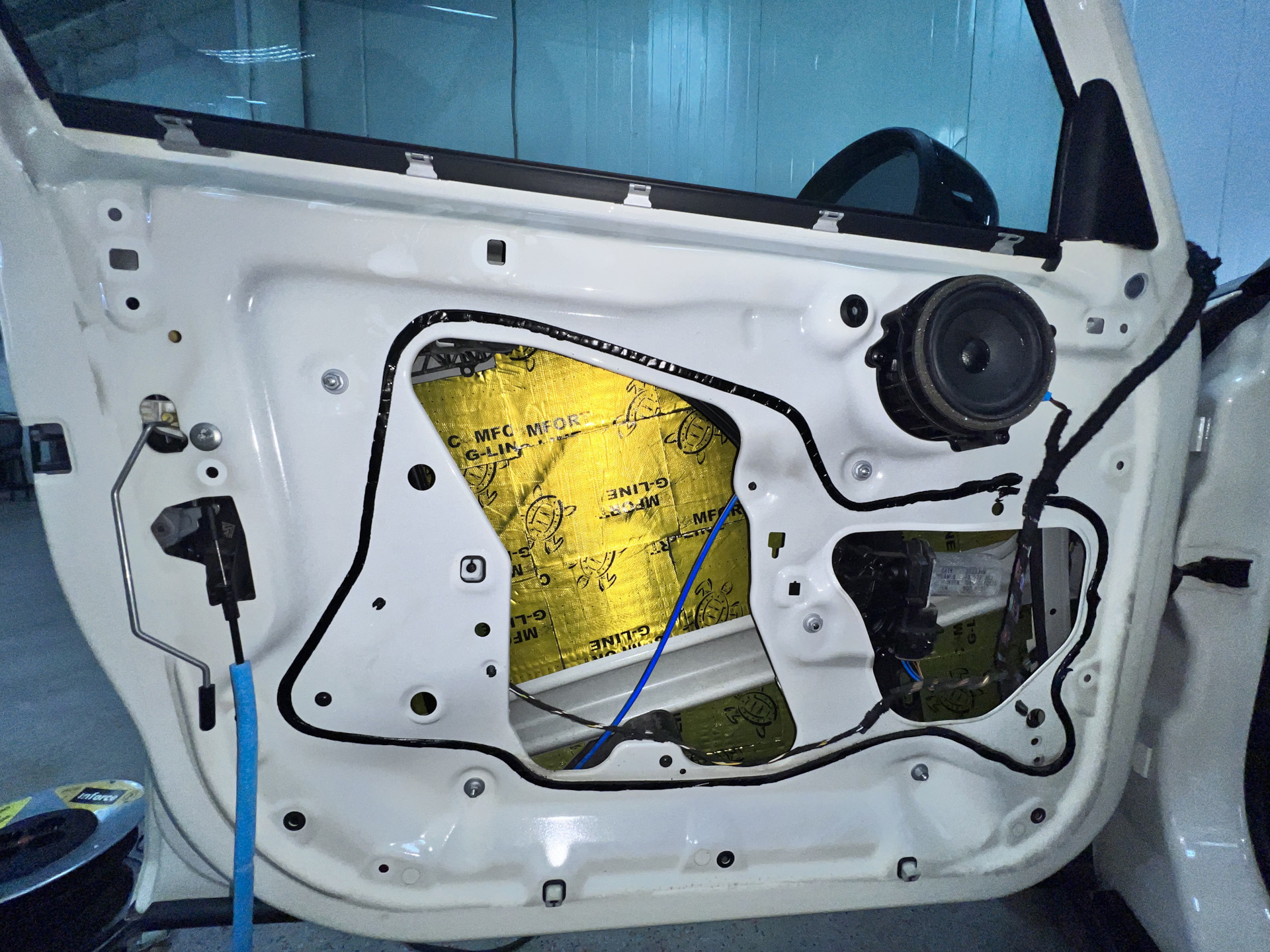 Установка шумоизоляции на MINI COOPER Clubman — Lavina BMW на DRIVE2